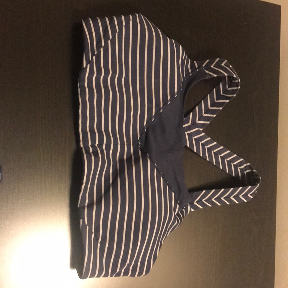Lulu Lemon sports bra
